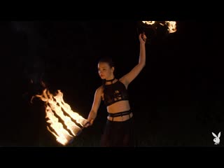 elilith noir in playing with fire big ass milf